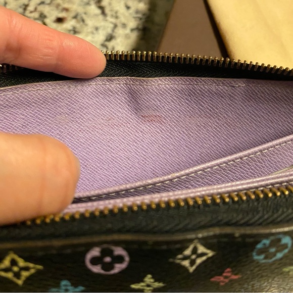 Authentic Louis Vuitton Monogram-Multicolor Zippy Wallet. - Picture 12 of 16
